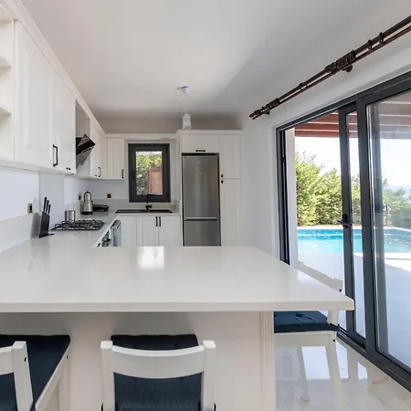 Villa Splendid With Private Pool And Jacuzzi Near In Bodrum
