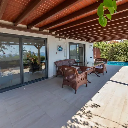 Splendid With Private Pool And Jacuzzi Near In Bodrum